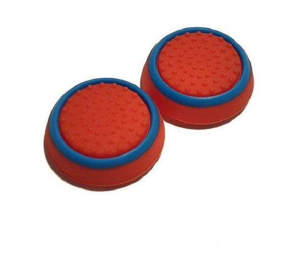 Gaming Thumbsticks Grips | Dopjes voor je Game Controller(s) | Rood met blauwe cirkel | 1 Set = 2 Thumbgrips | Geschikt voor de volgende console(s): Playstation PS5 PS4 PS3 & Xbox X S One 360