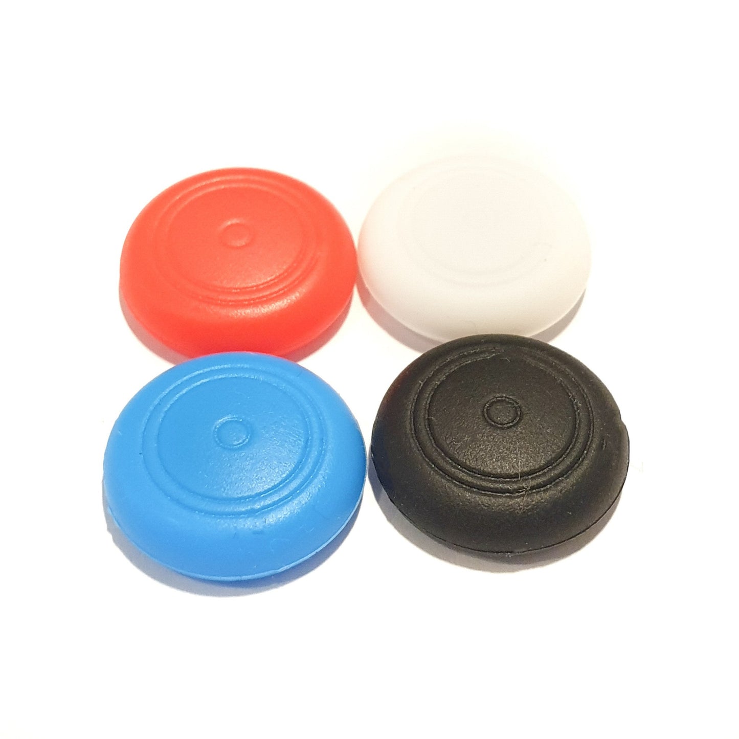 Gaming Thumbsticks Grips | Dopjes voor je Game Controller(s) | Thumbgrips Wit/Blauw/Rood/Zwart | 1 Set = 4 Thumbgrips | Geschikt voor de volgende console(s): Nintendo Switch & LITE & OLED
