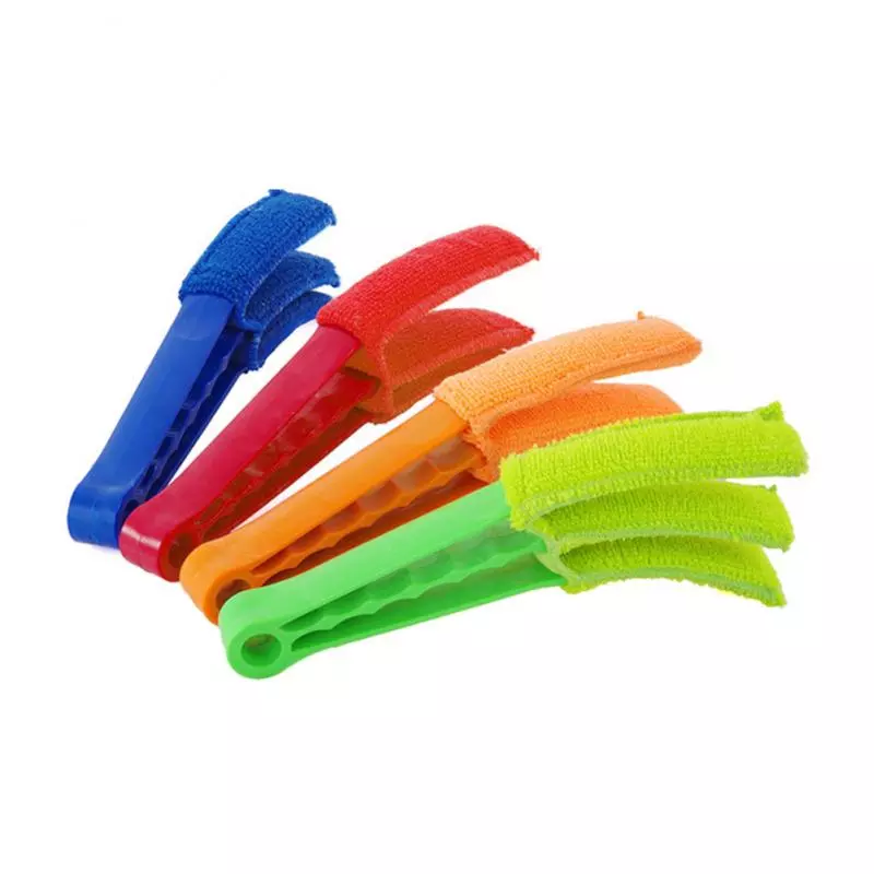 Slat Cleaner | Orange | Luxaflex Brush | Dustpan | Dust-free